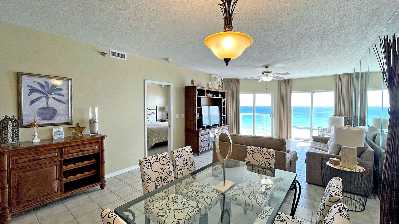 Photo of Livingroom in Pensacola Beach