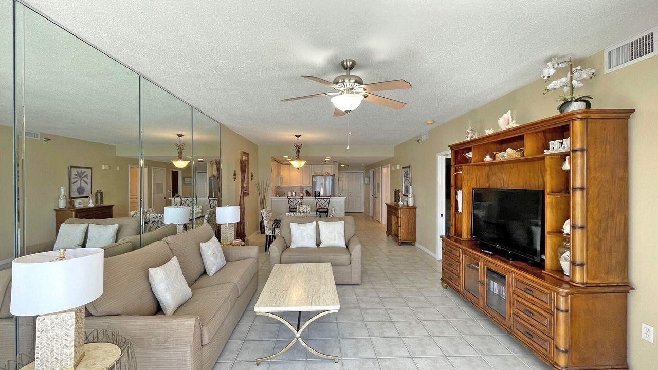 Photo of Livingroom in Pensacola Beach