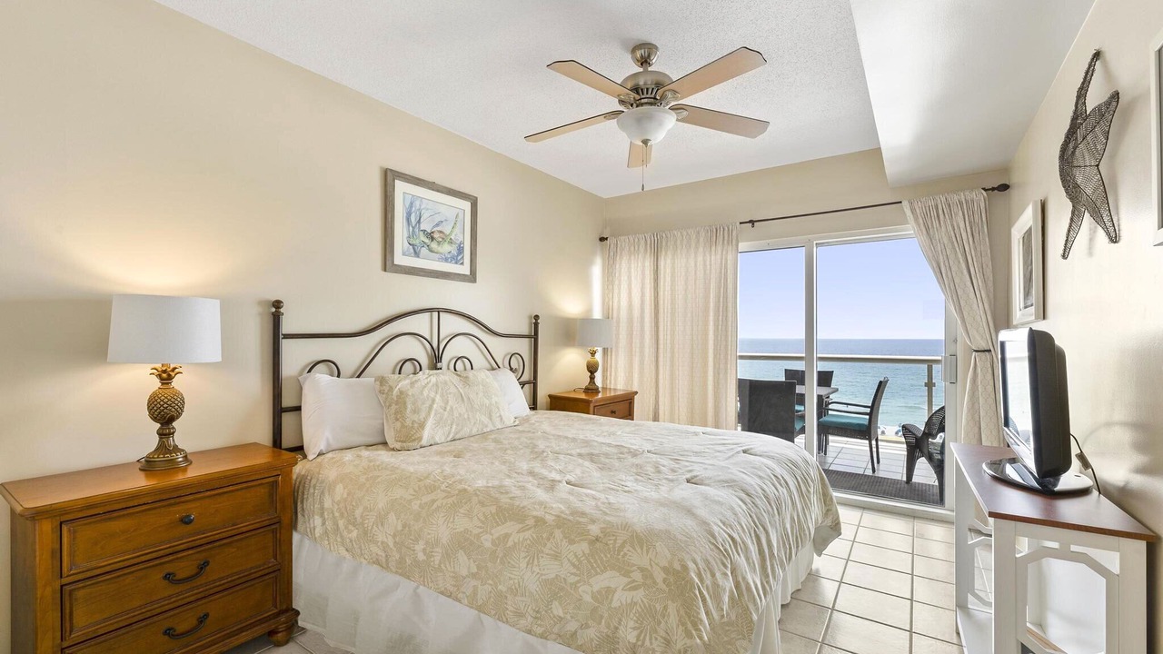 Photo of Bedroom in Pensacola Beach