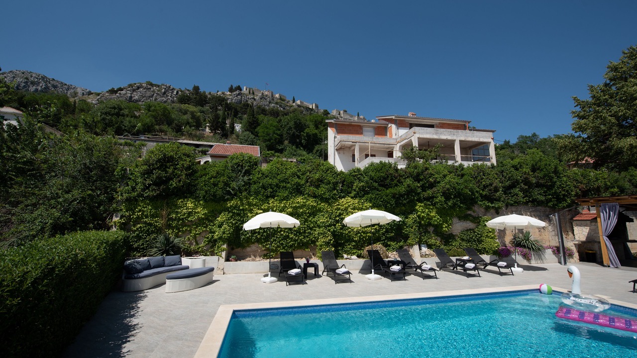 Photo of Outdoor in Klis