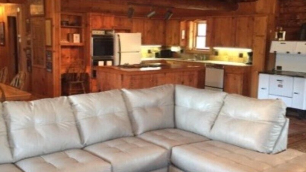Photo of Livingroom in Lexington