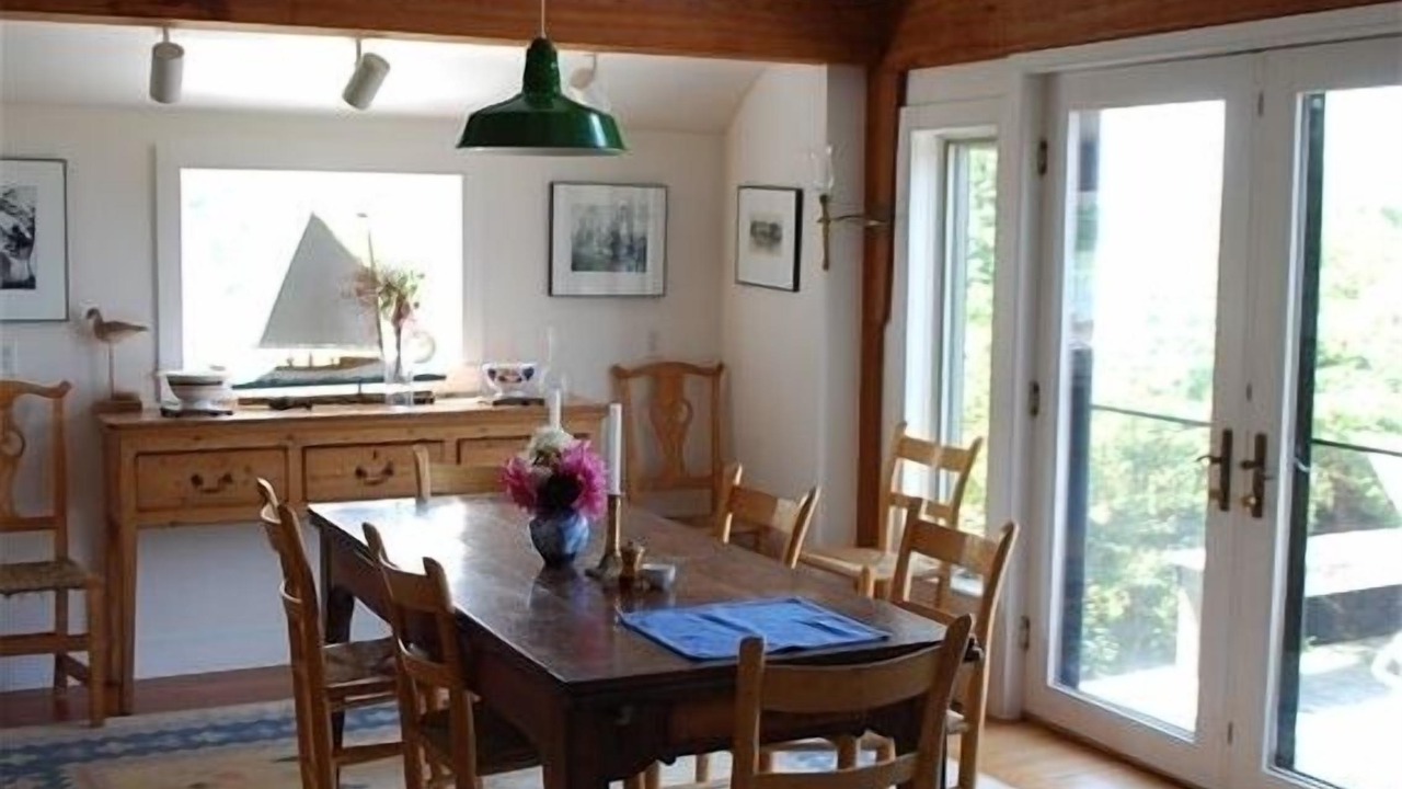 Photo of Livingroom in Chilmark