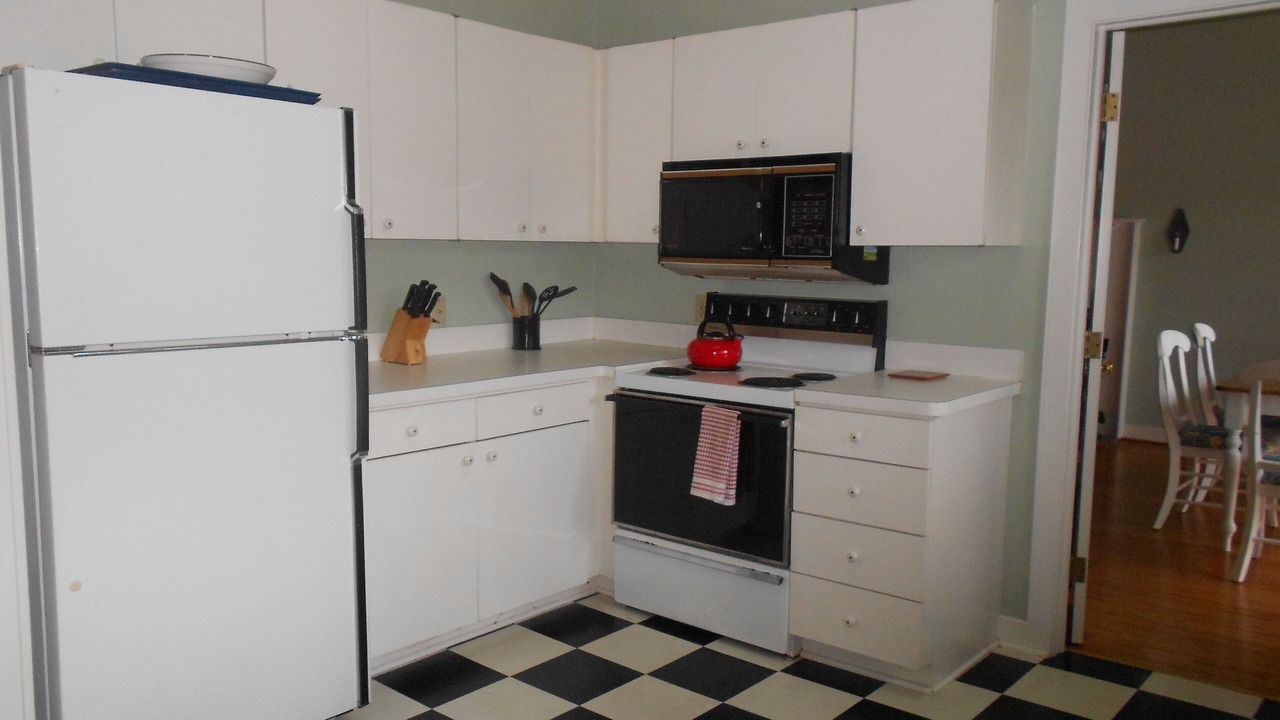 Photo of Kitchen in White Stone