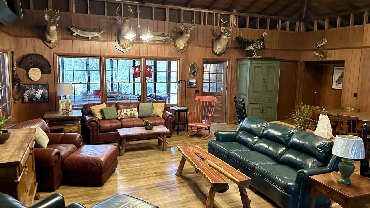 Photo of Livingroom in Depauw