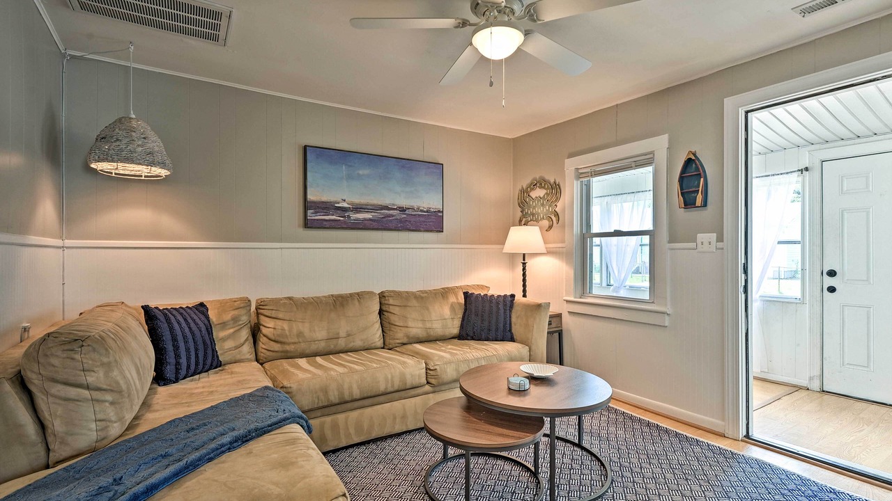Photo of Bedroom in Colonial Beach