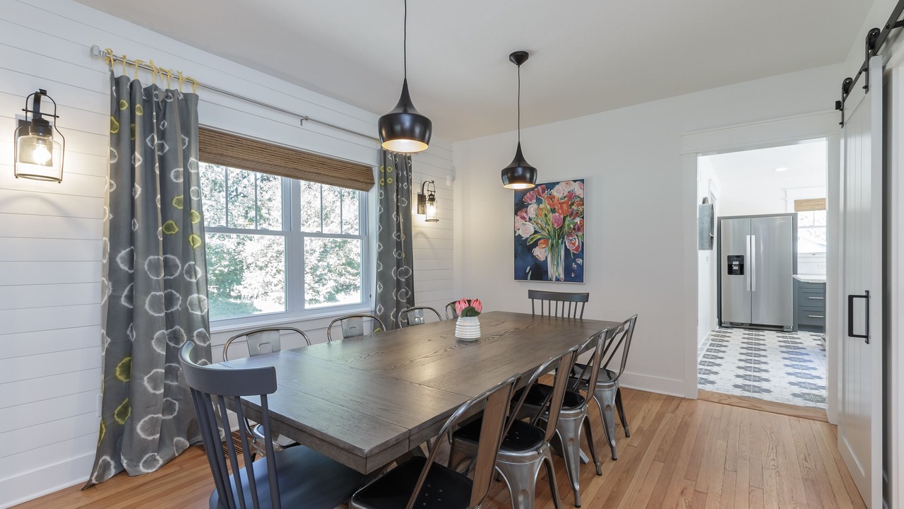 Photo of Livingroom in Northeast South Bend