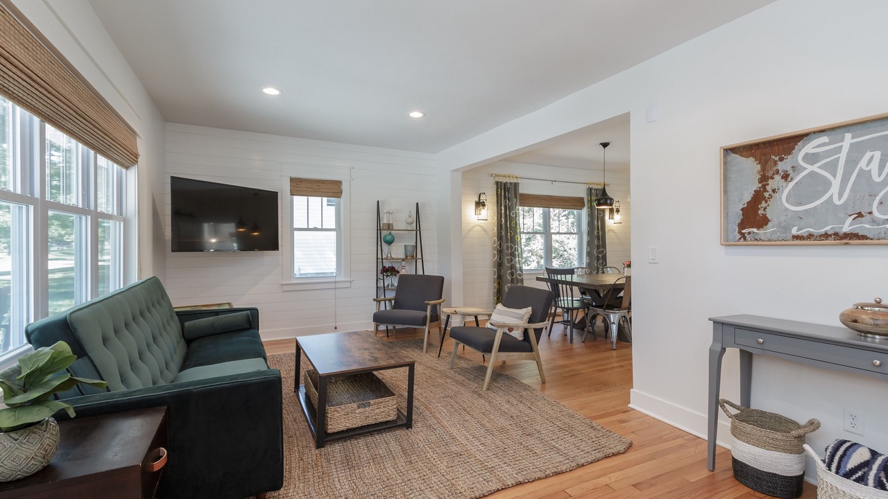 Photo of Livingroom in Northeast South Bend