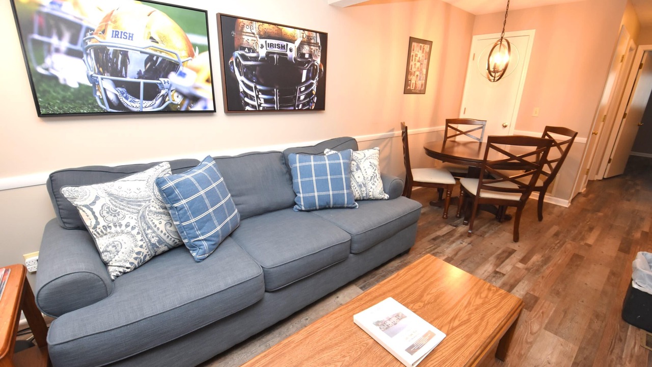 Photo of Livingroom in Notre Dame