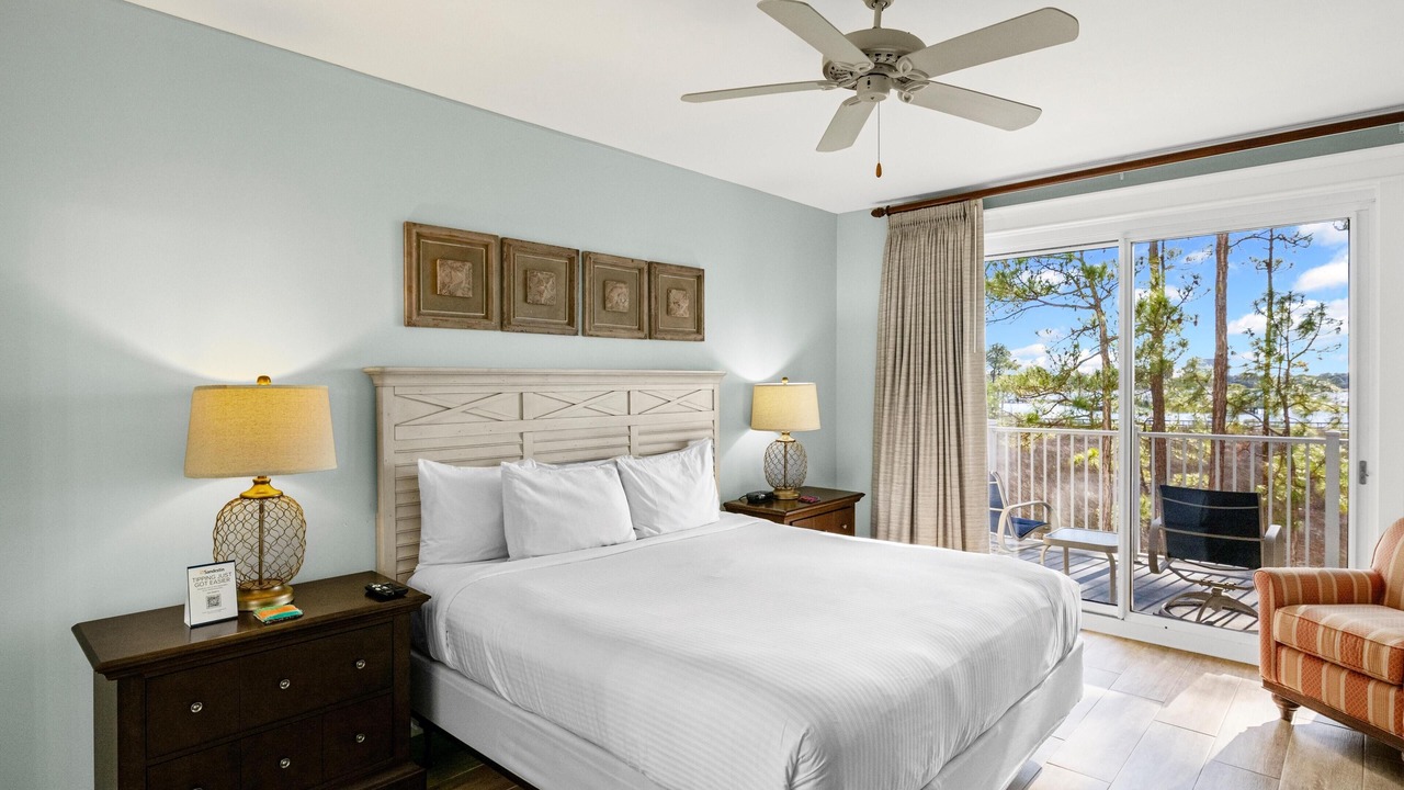 Photo of Bedroom in Baytowne Wharf