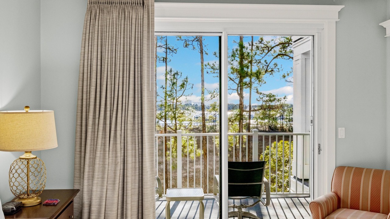 Photo of Bedroom in Baytowne Wharf