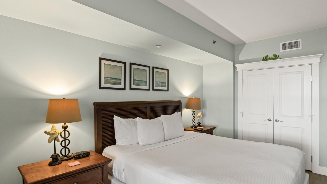 Photo of Bedroom in Baytowne Wharf