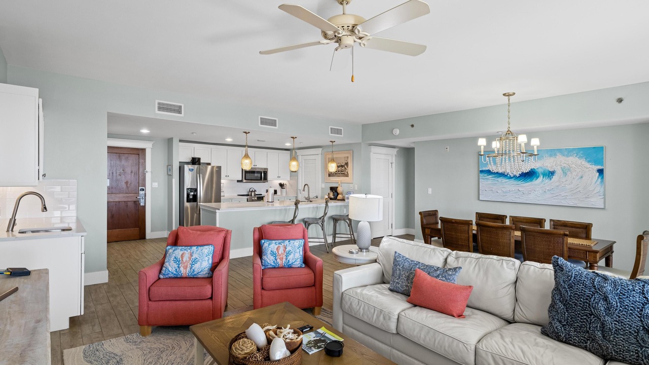 Photo of Livingroom in Baytowne Wharf