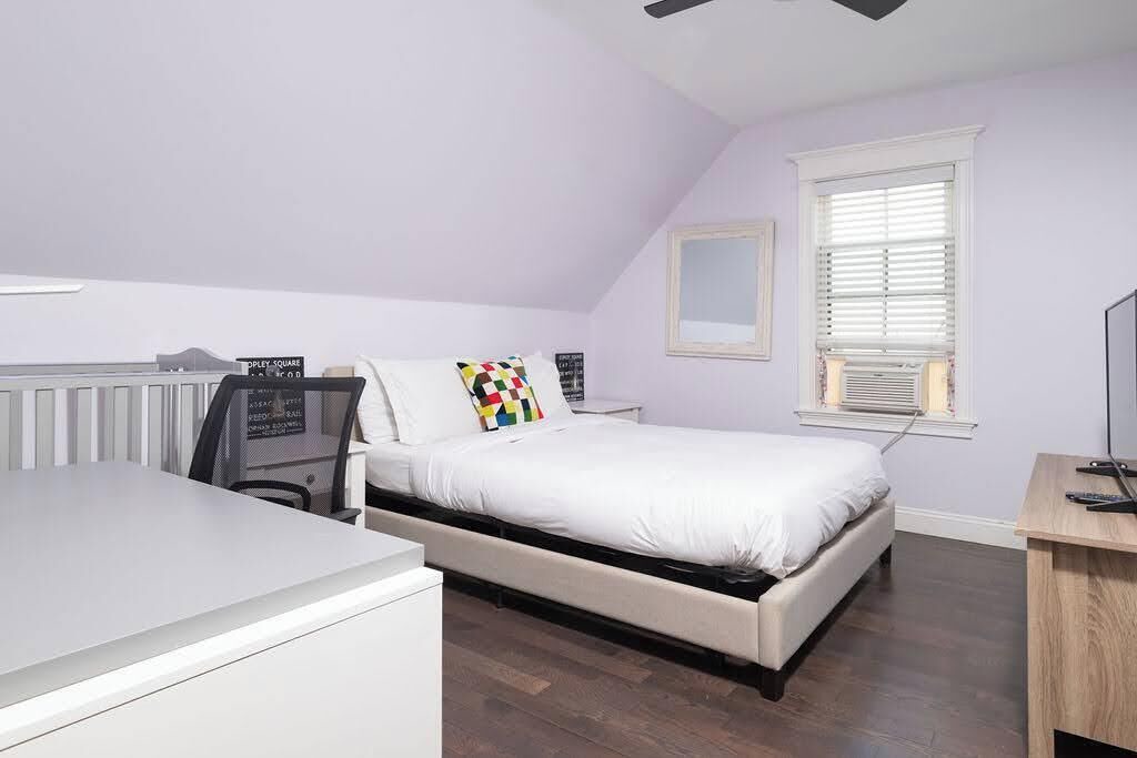 Photo of Bedroom in Everett
