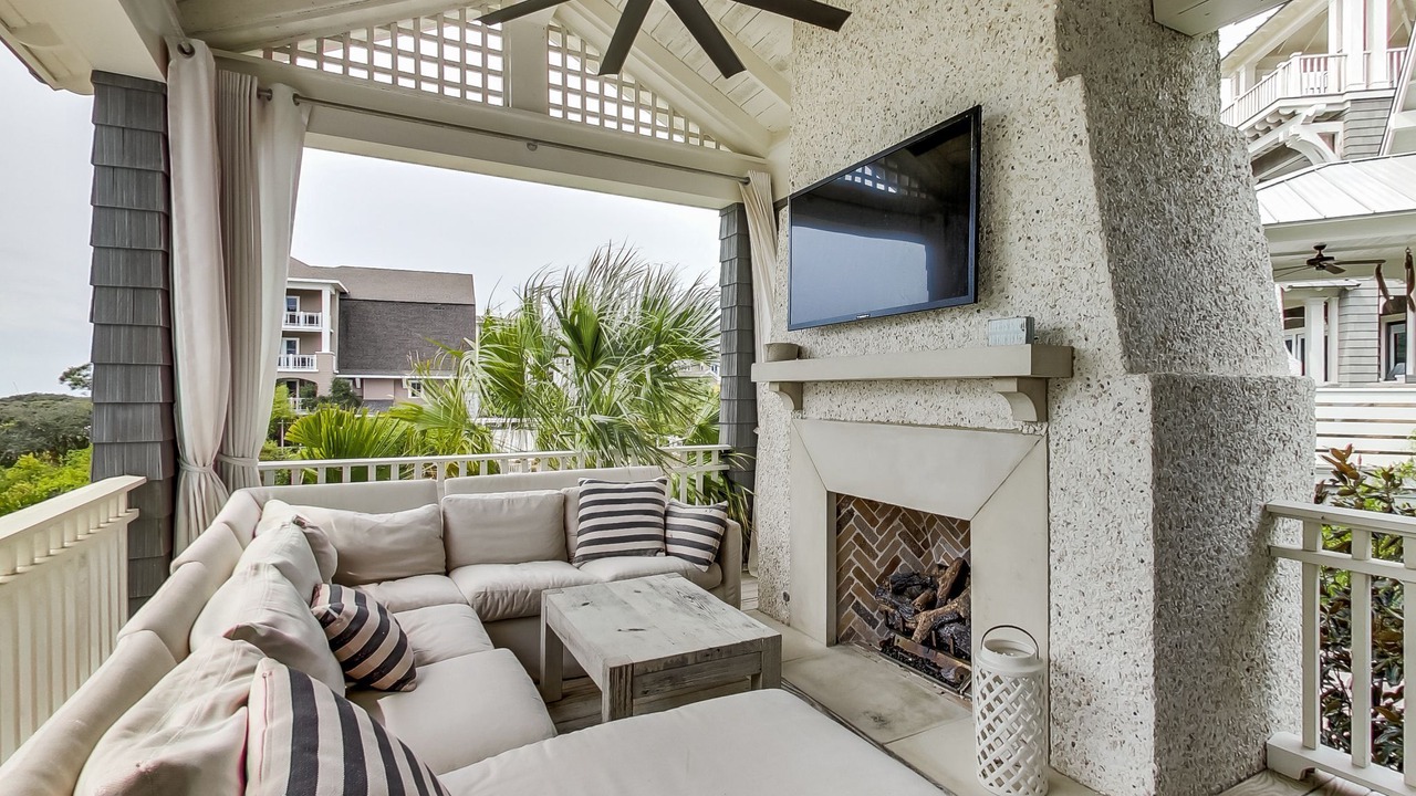 Photo of Livingroom in WaterSound Beach