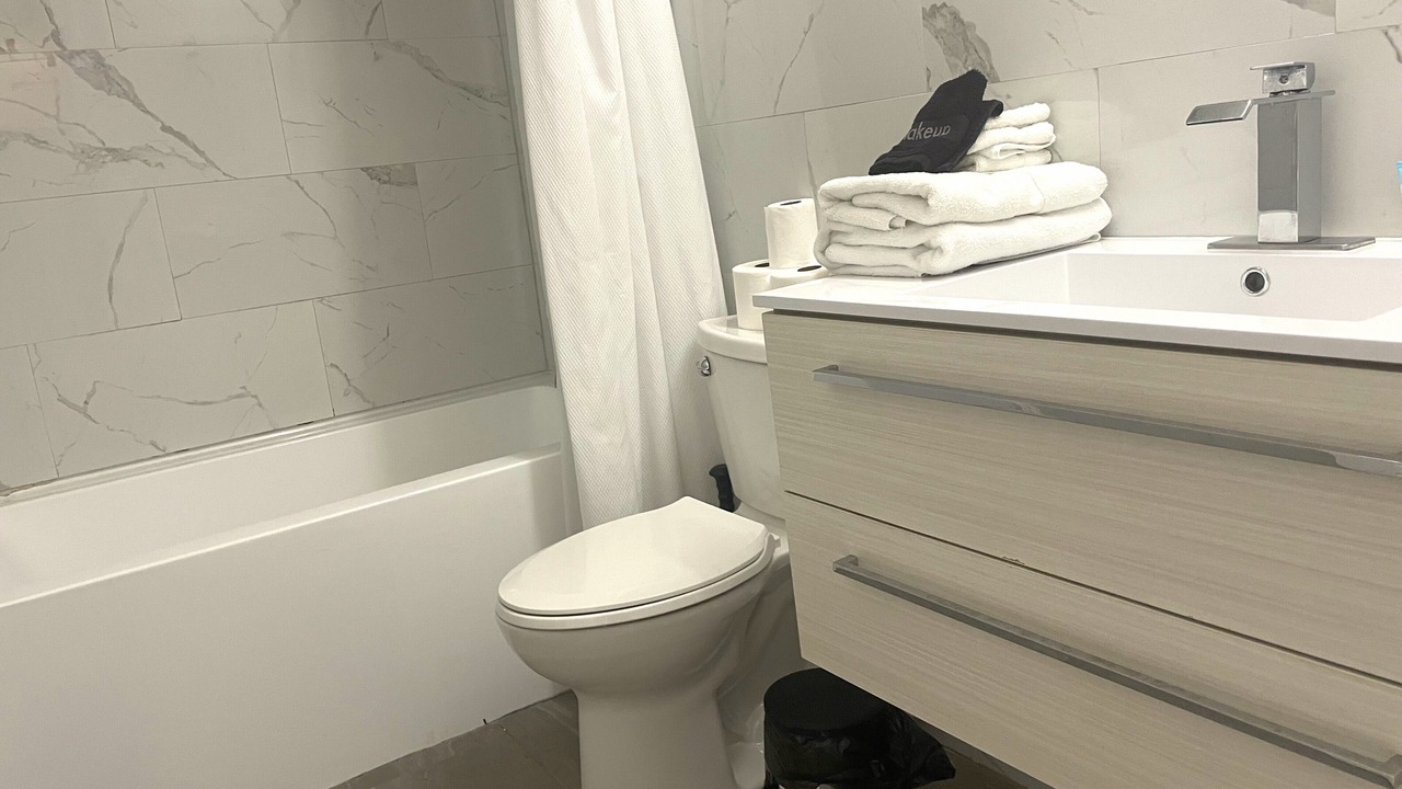 Photo of Bathroom in Hollywood Beach