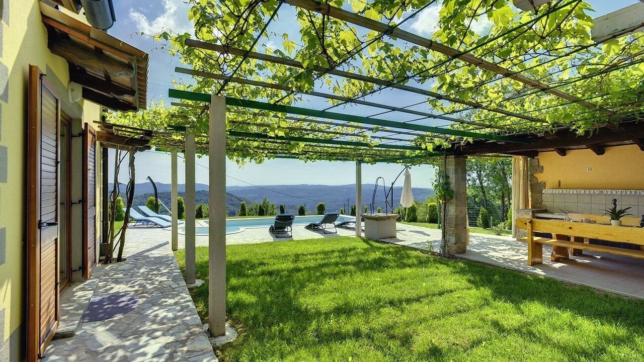 Photo of Patio Balcony in Lupoglav