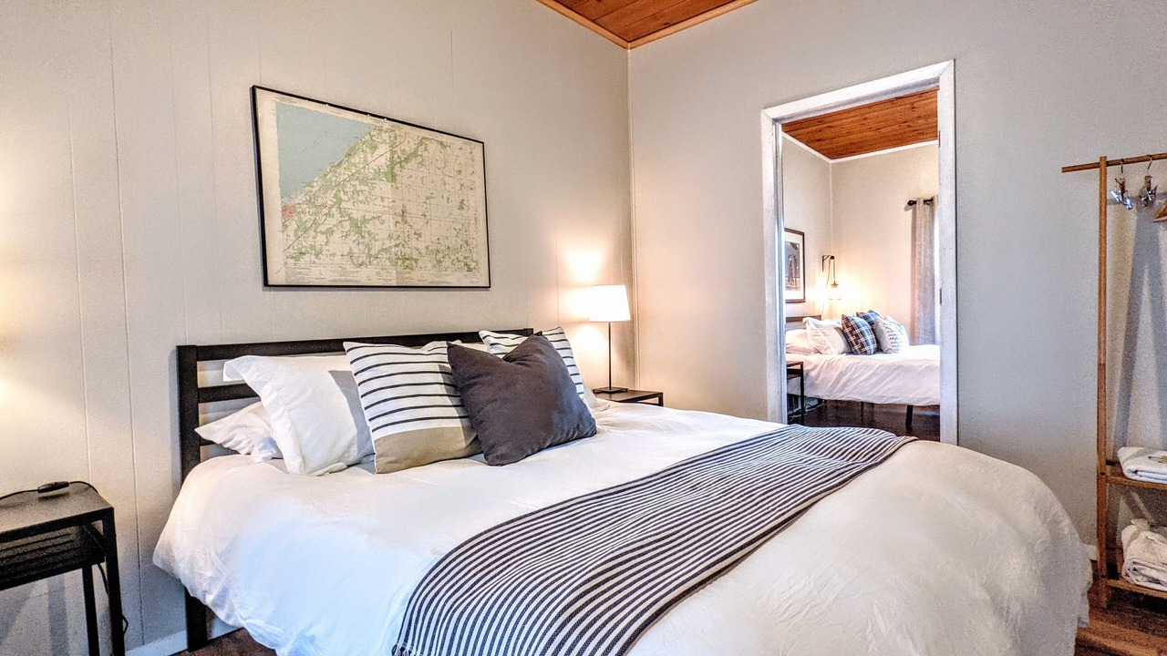 Photo of Bedroom in Three Oaks