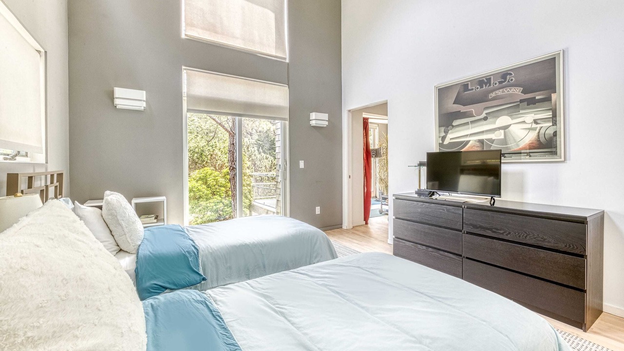 Photo of Bedroom in Amagansett