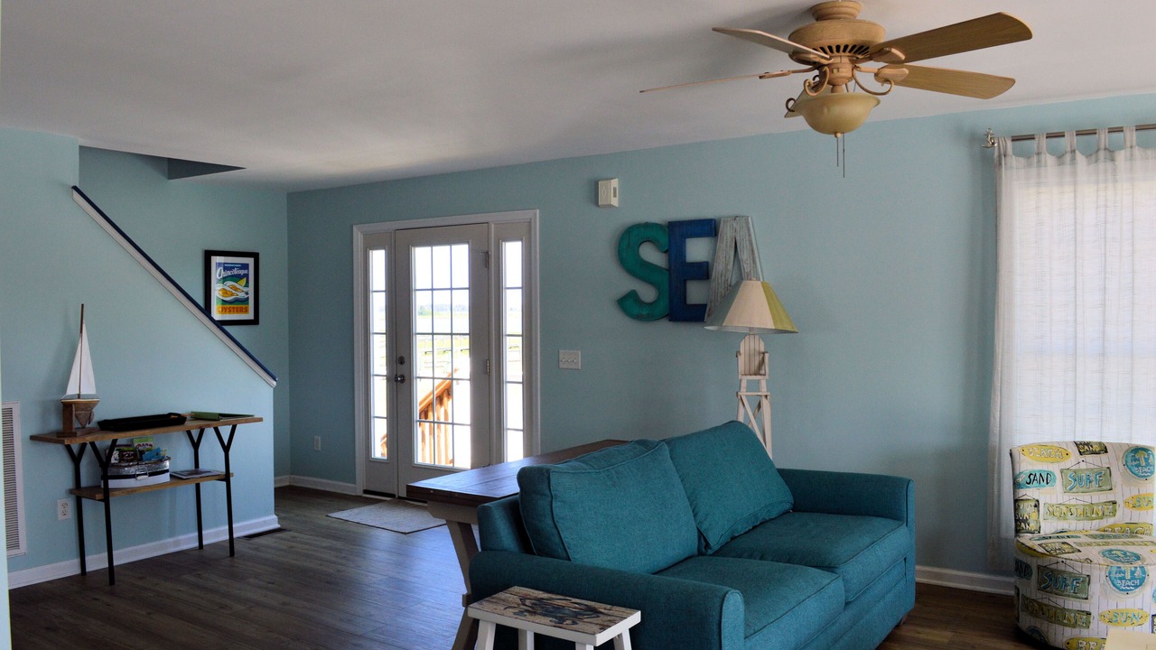 Photo of Livingroom in Deep Hole