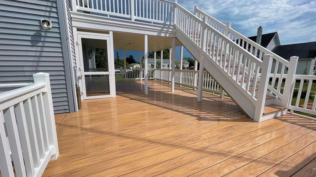 Photo of Patio Balcony in Deep Hole