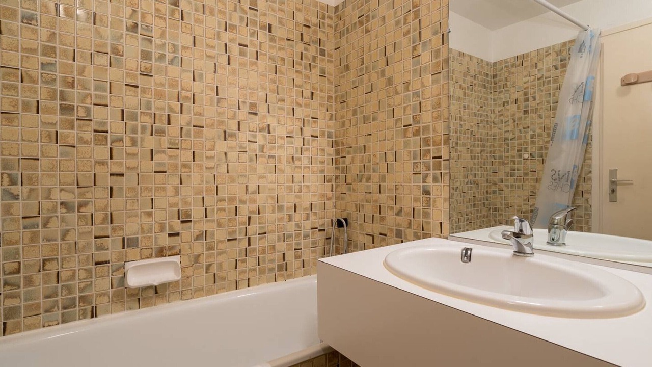 Photo of Bathroom in Carnac
