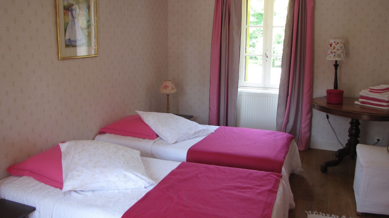 Photo of Bedroom in Lanvallay