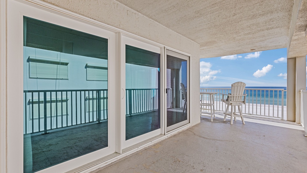 Photo of Patio Balcony in Biltmore Beach