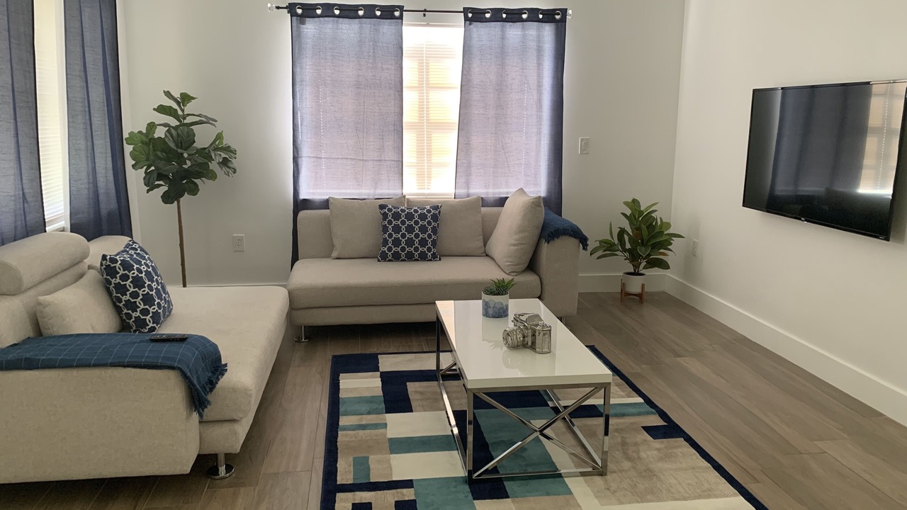 Photo of Bedroom in Tamiami
