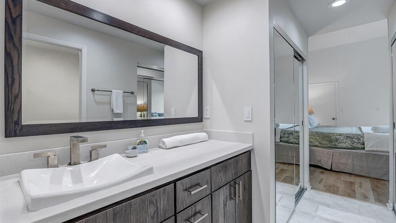 Photo of Bathroom in Sawgrass