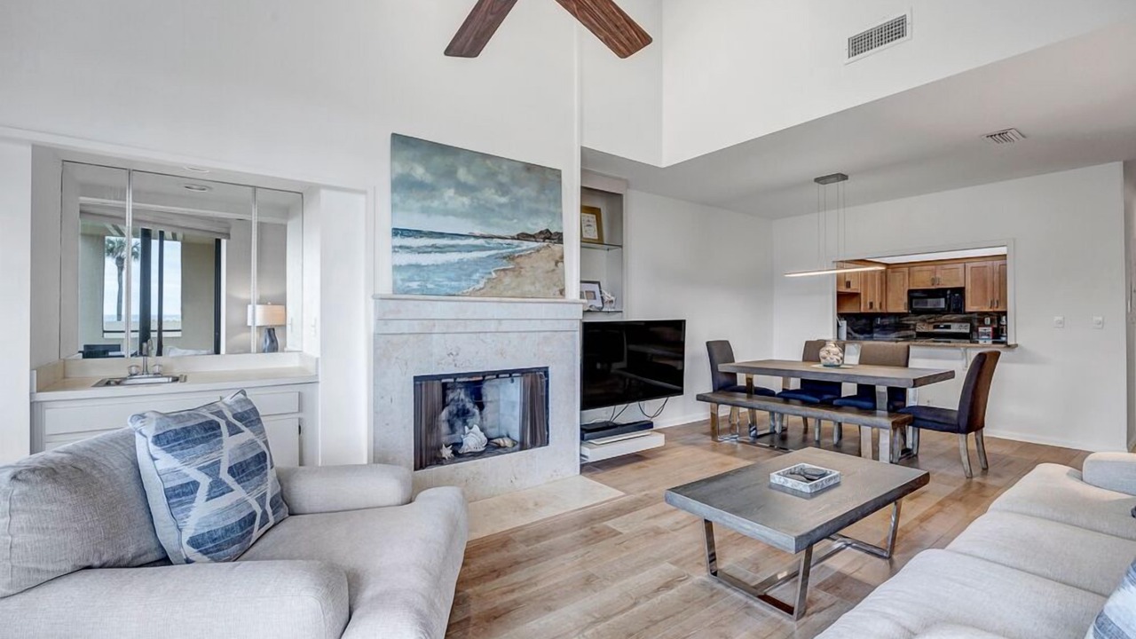 Photo of Livingroom in Sawgrass