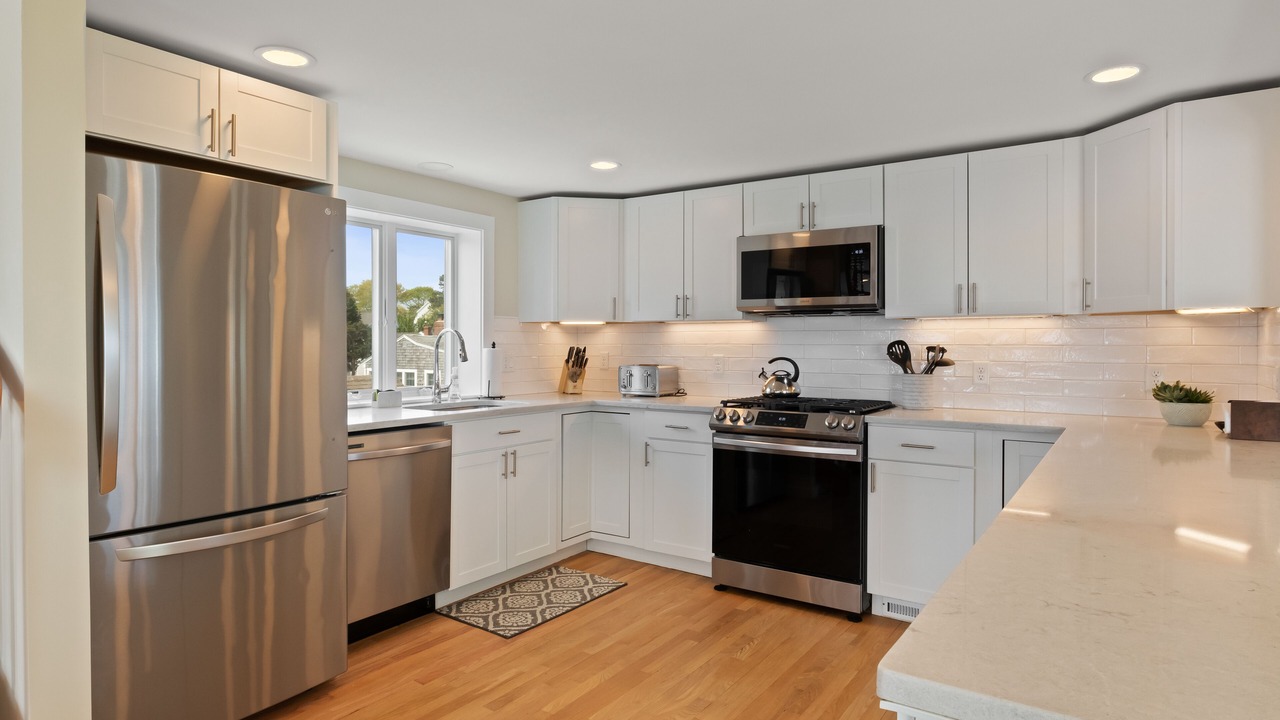 Photo of Kitchen in Popponesset