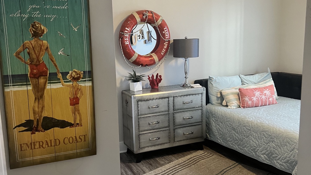 Photo of Bedroom in Riviera Beach
