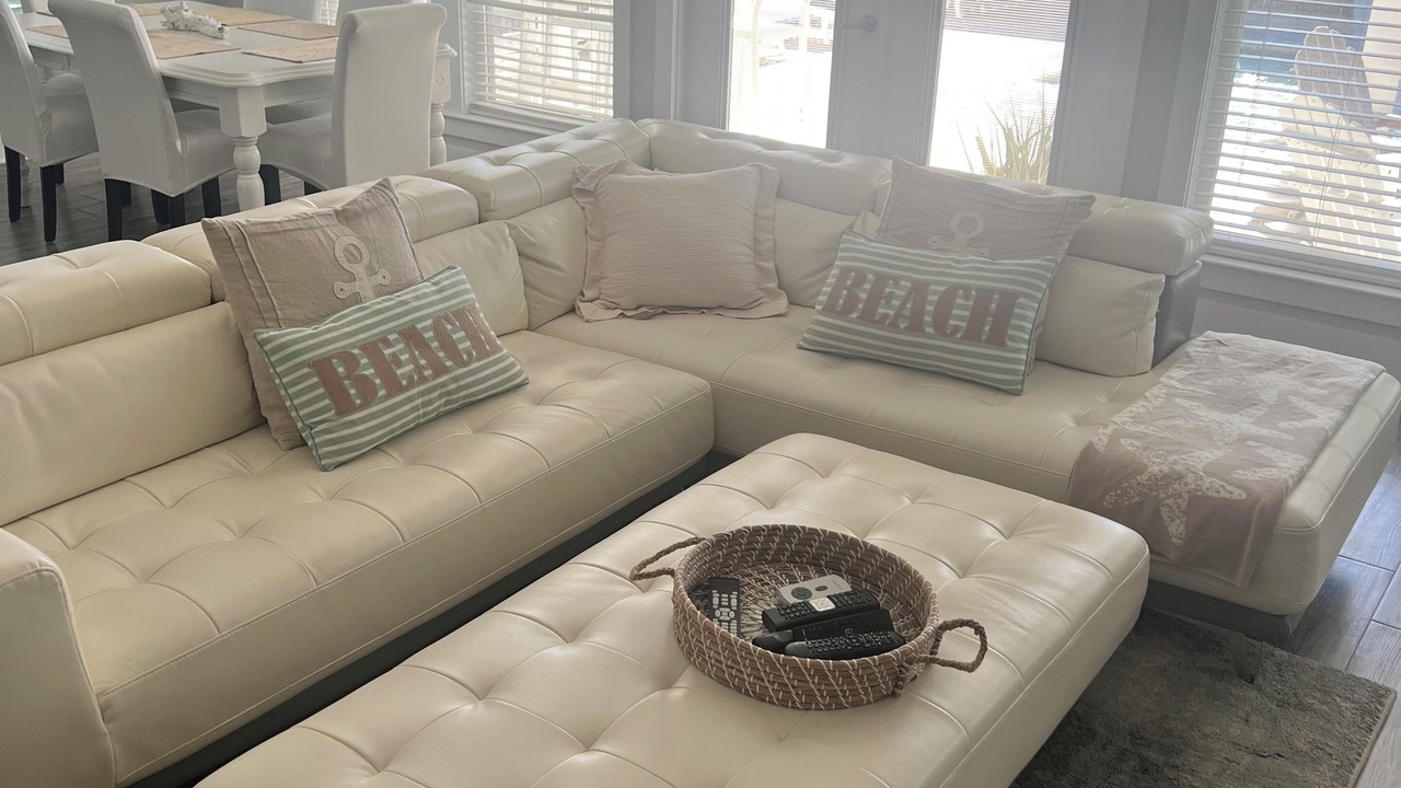 Photo of Livingroom in Riviera Beach