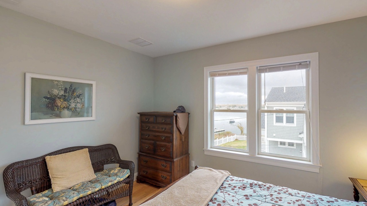 Photo of Bedroom in Teaticket