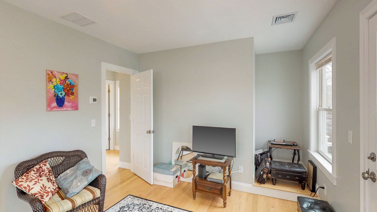 Photo of Livingroom in Teaticket