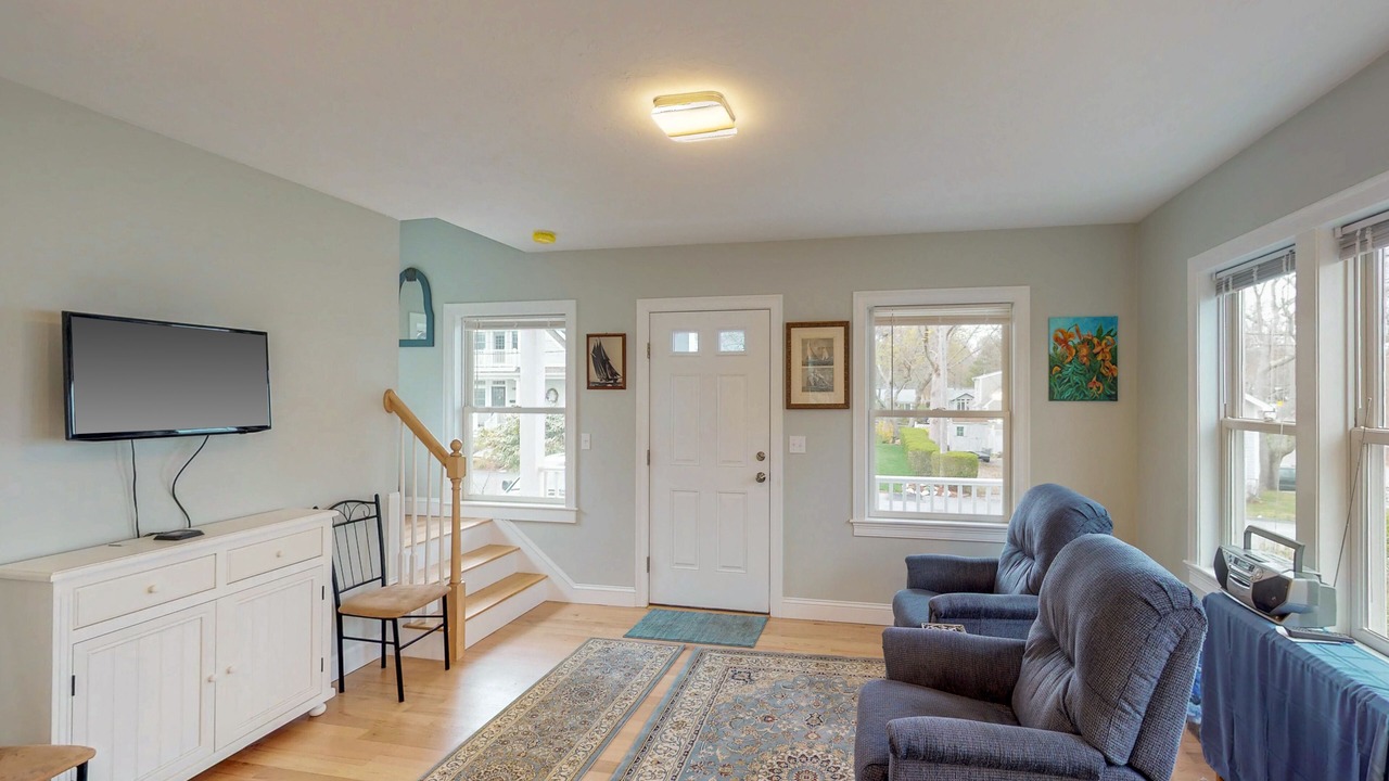 Photo of Livingroom in Teaticket