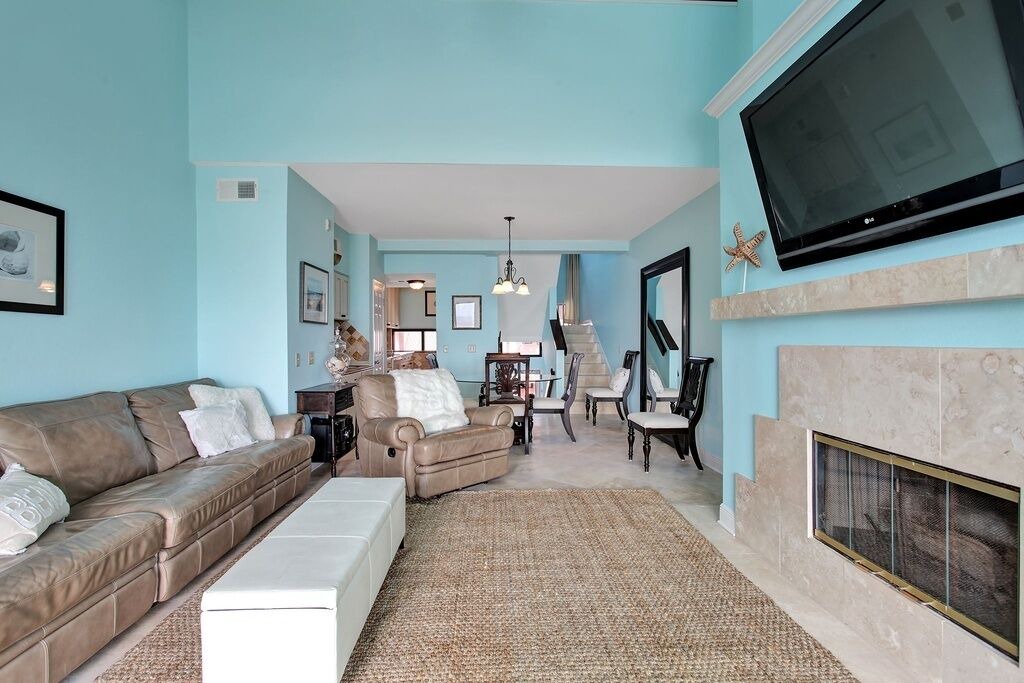 Photo of Livingroom in Pensacola Beach