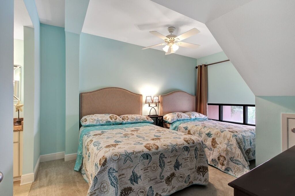 Photo of Bedroom in Pensacola Beach
