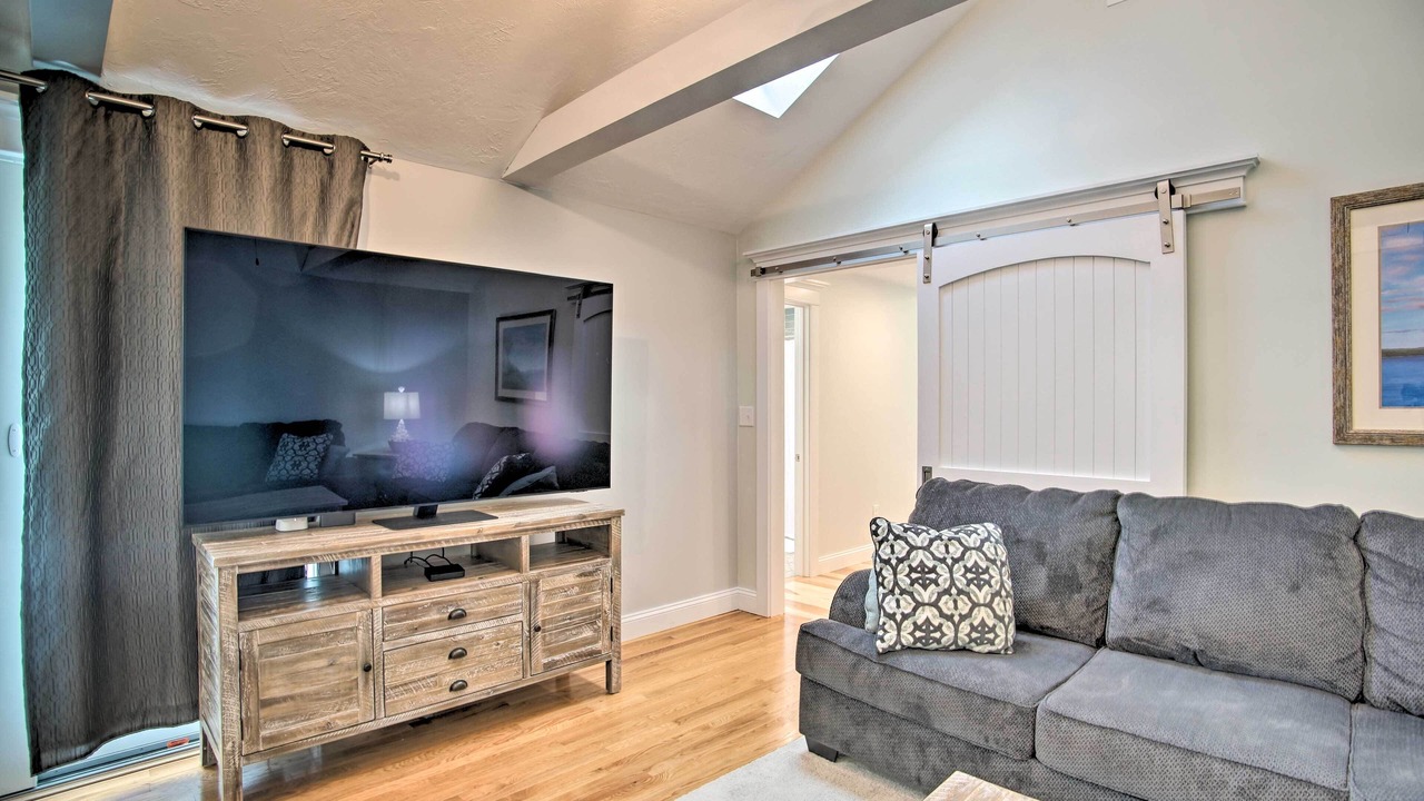 Photo of Livingroom in Bass River