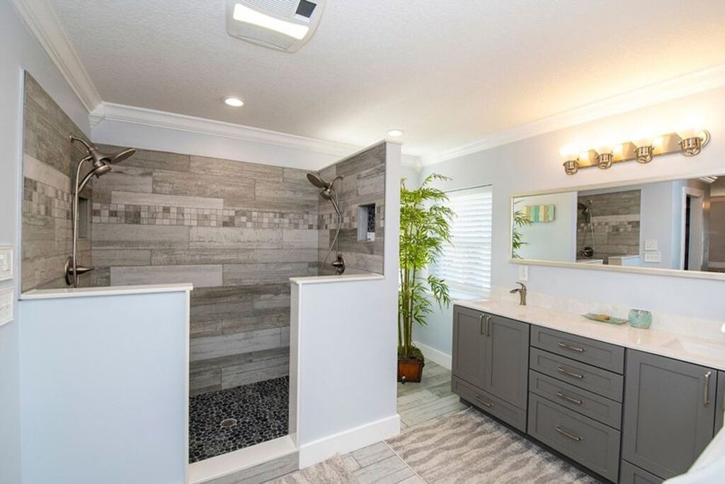 Photo of Bathroom in Butler Beach