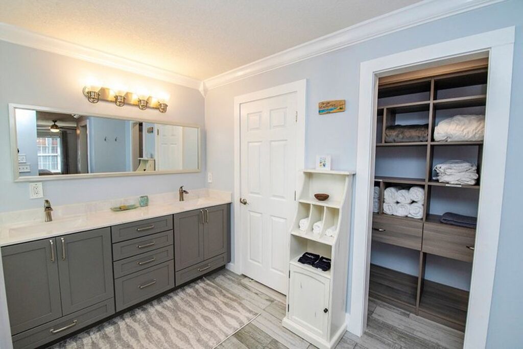 Photo of Bathroom in Butler Beach
