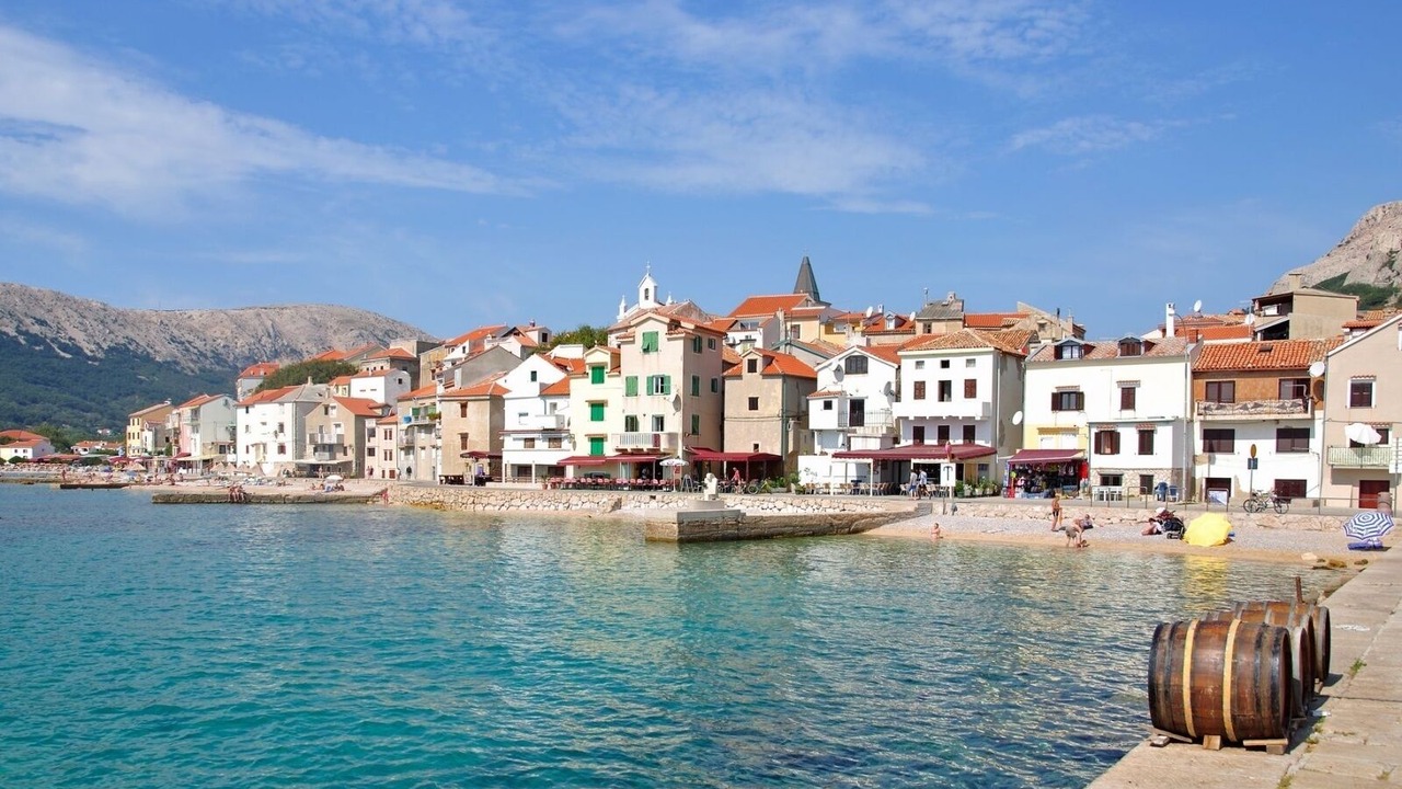 Photo of Others in Baska