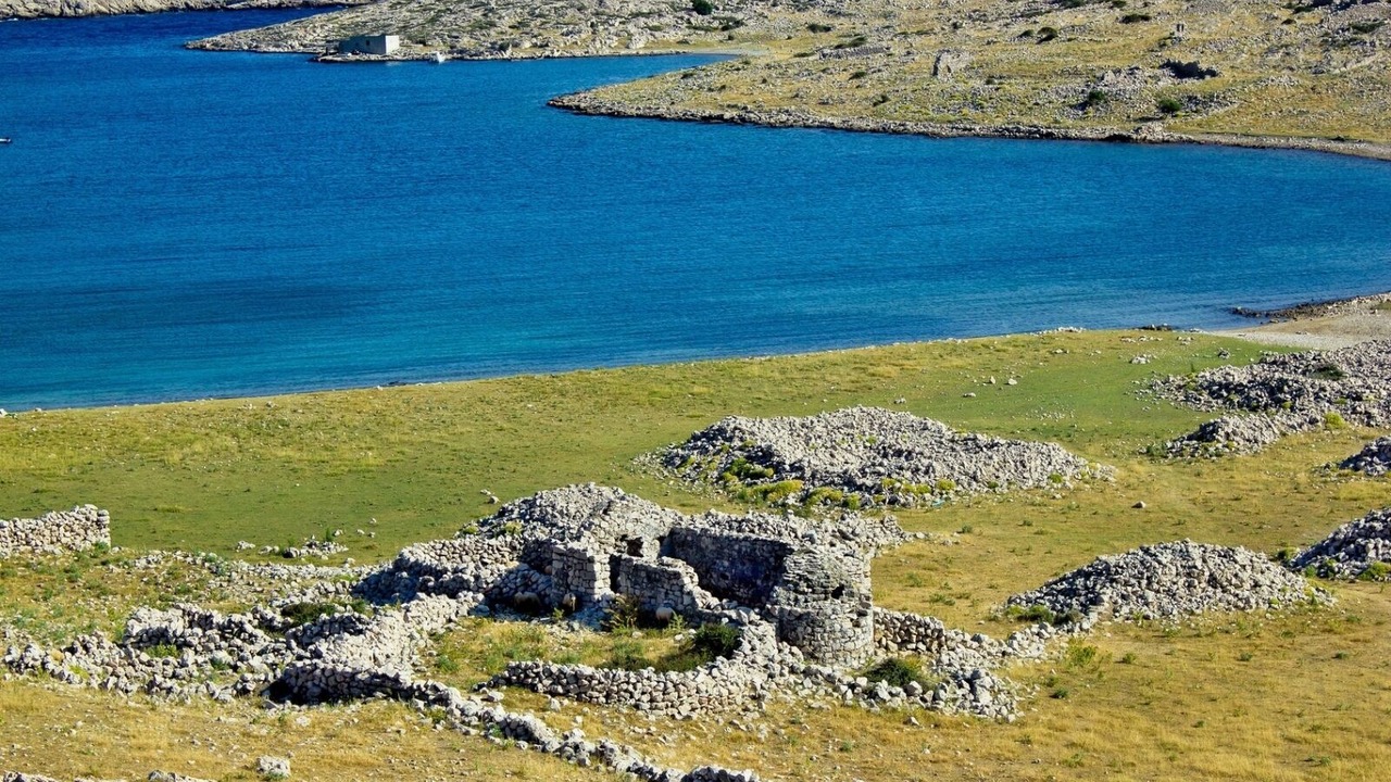 Photo of Others in Baska