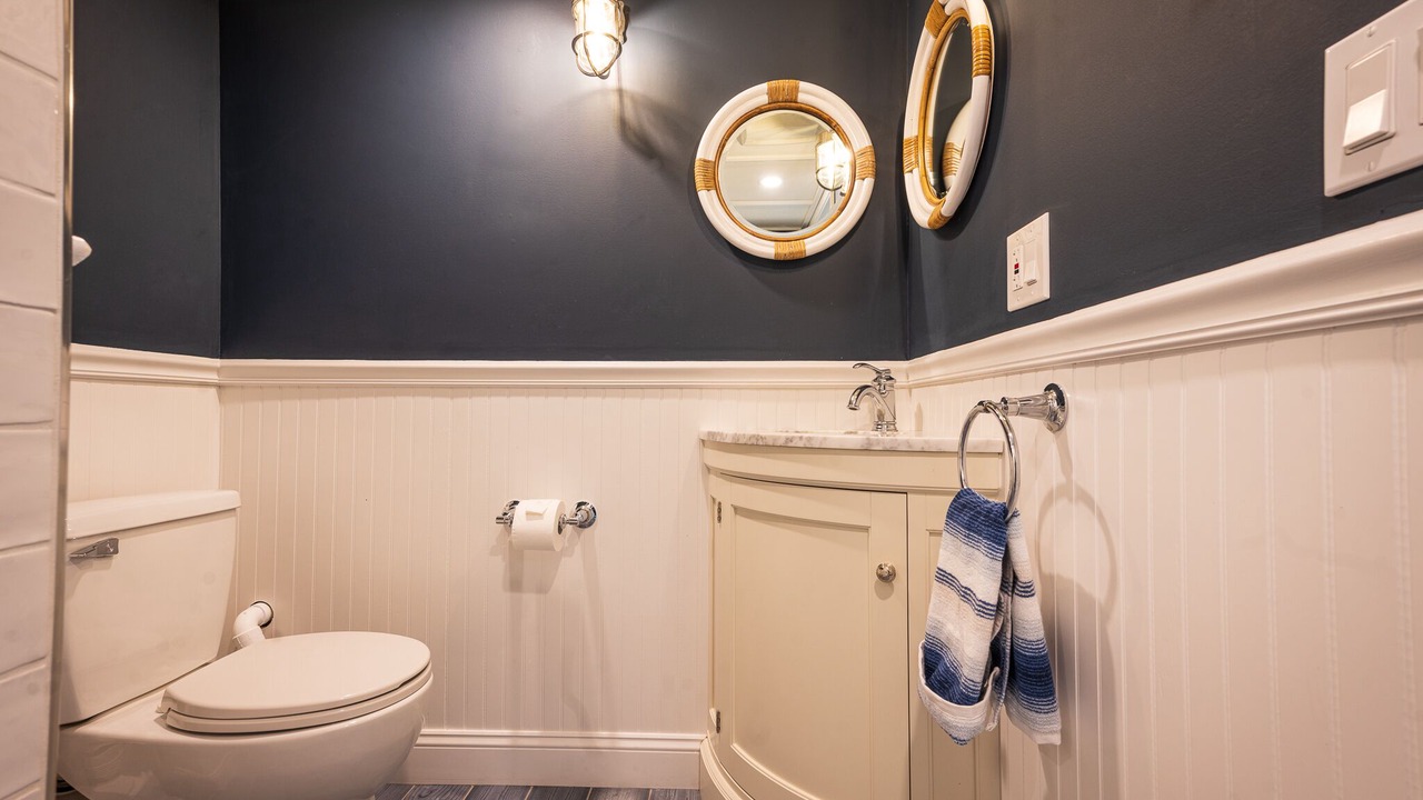 Photo of Bathroom in Manomet