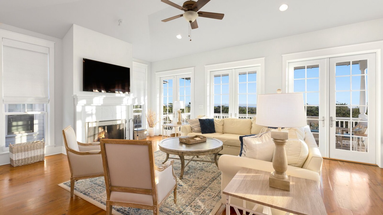Photo of Livingroom in Dune Allen Beach