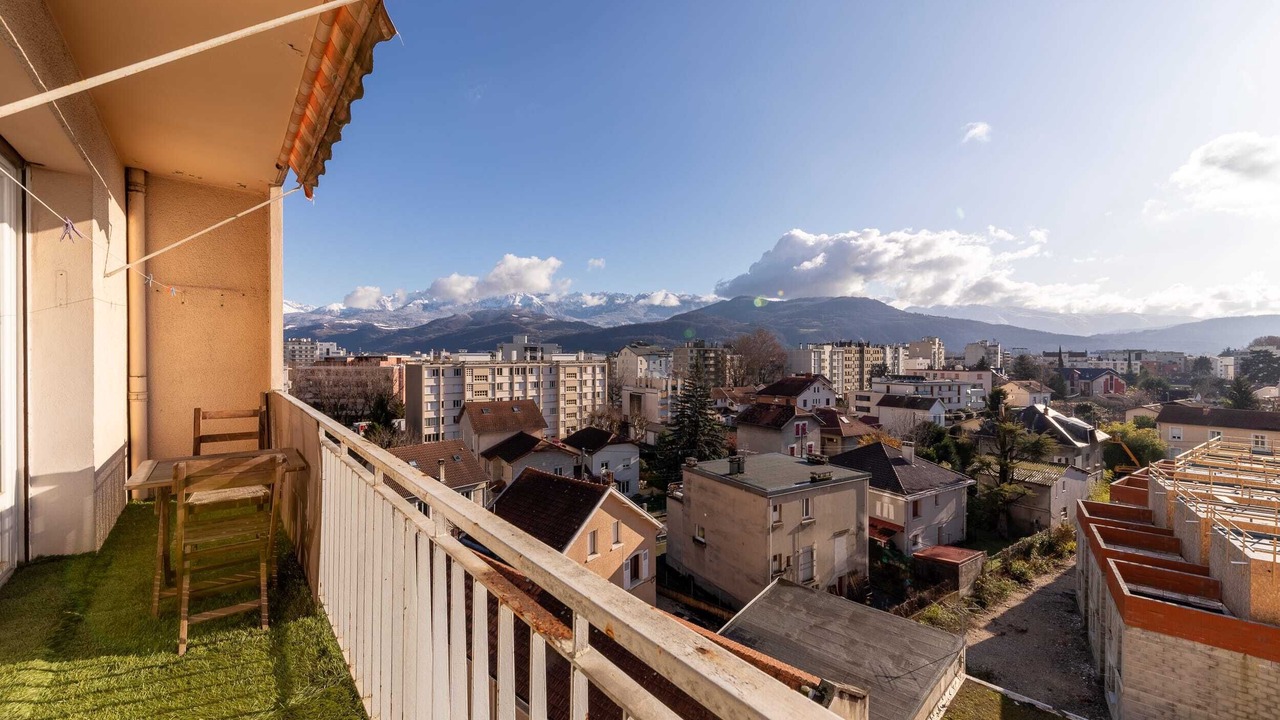 Photo of Outdoor in Quartier Exposition-Bajatiere