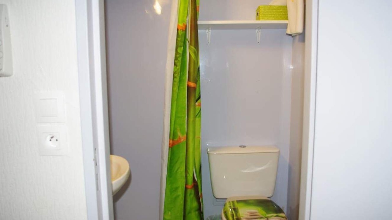 Photo of Bathroom in Treguier