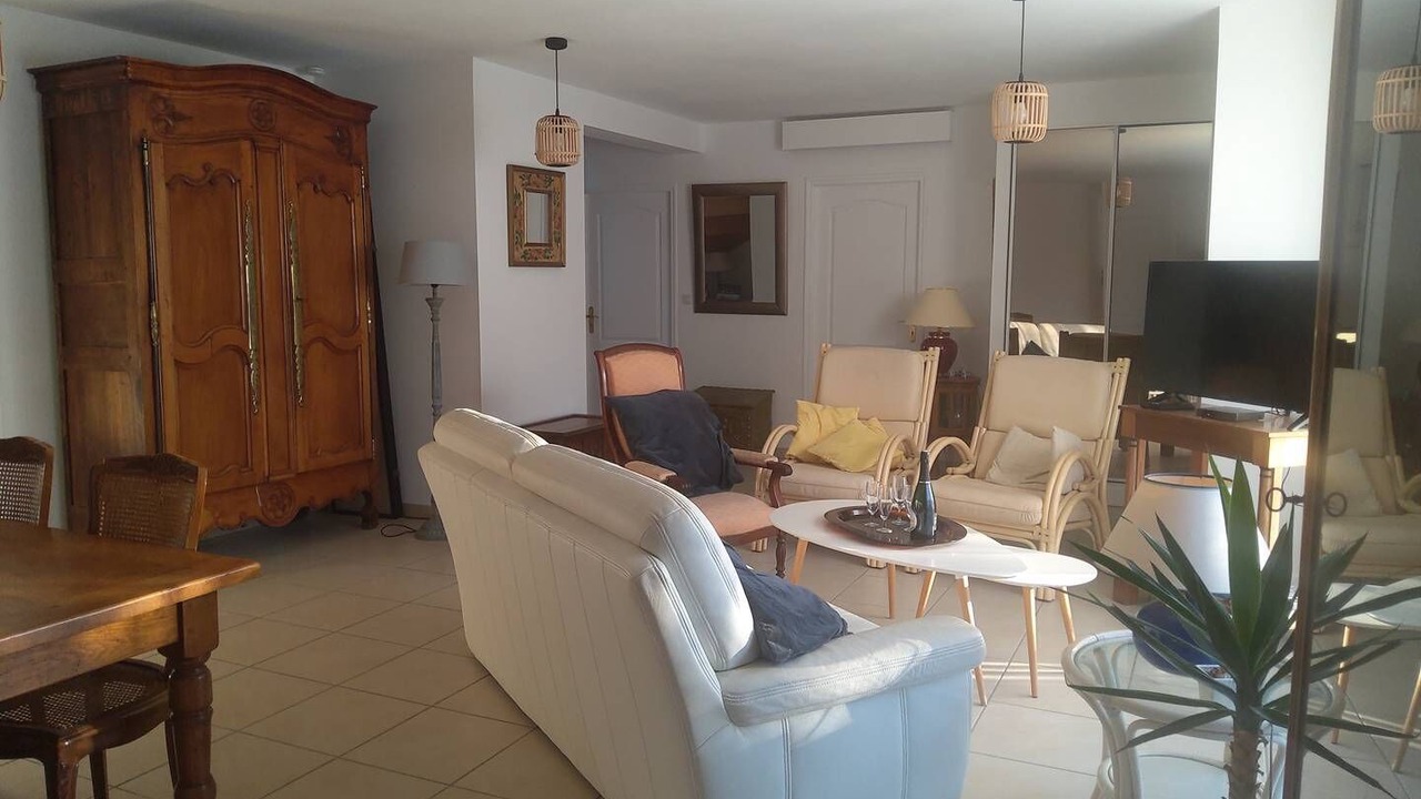 Photo of Livingroom in Tregastel