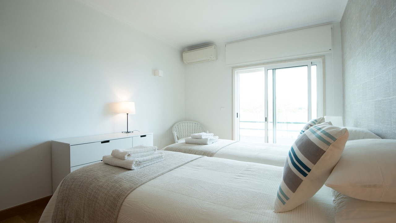 Photo of Bedroom in Estoril
