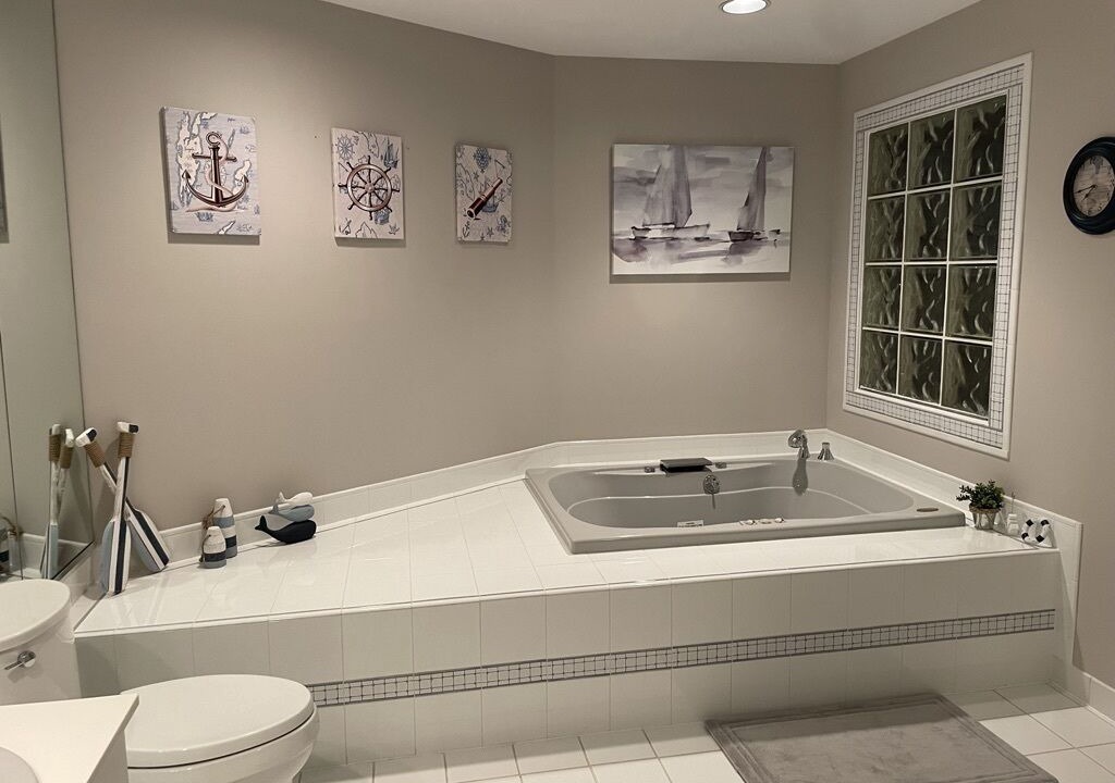 Photo of Bathroom in Margate City